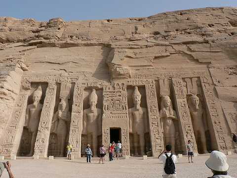 Semester Aswan