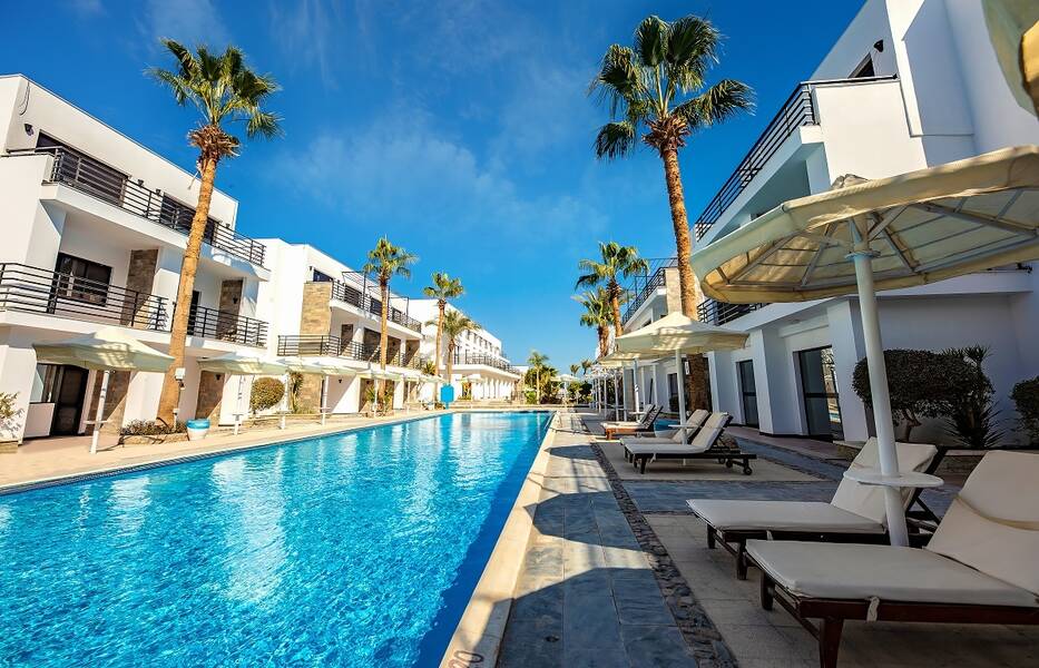 La Rosa Waves Beach Resort & Aqua Park - Hurghada, Hurghada | On the Beach