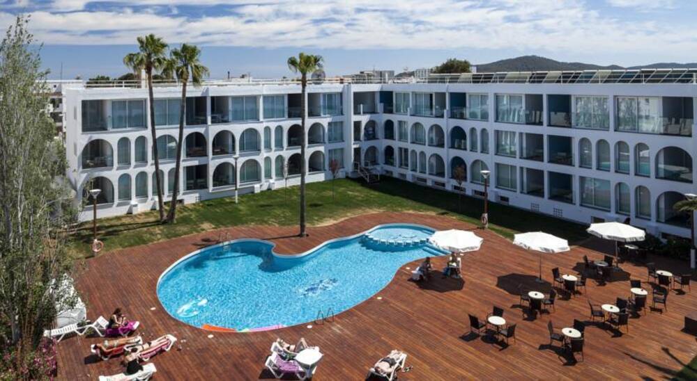 Ebano Hotel Apartments Playa D En Bossa, On the Beach