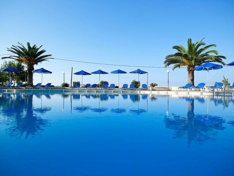 Eleftheria Hotel - Agia Marina, Crete West | eBeach.dk