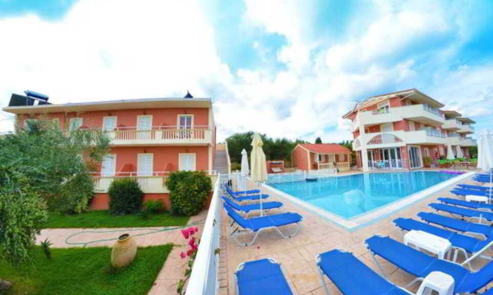 pantheon hotel tsilivi