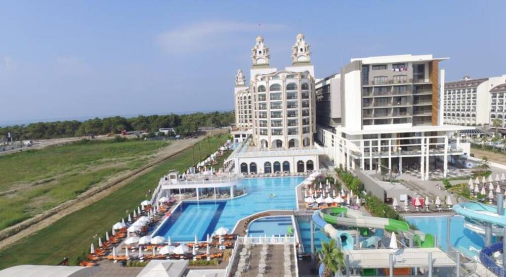 Jadore Deluxe Hotel & Spa - Side, Antalya | On the Beach