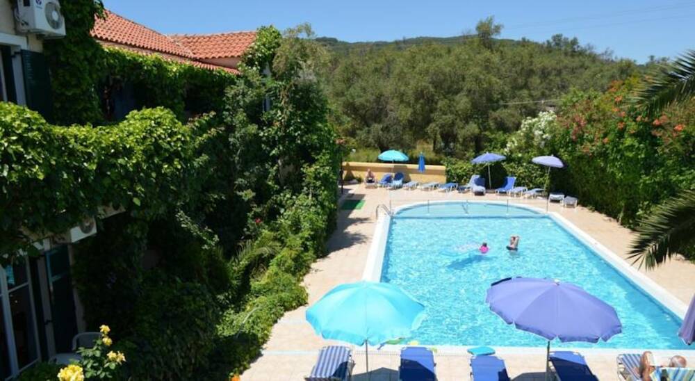 Mayflower Apartments Moraitika, Korfu eBeach.se