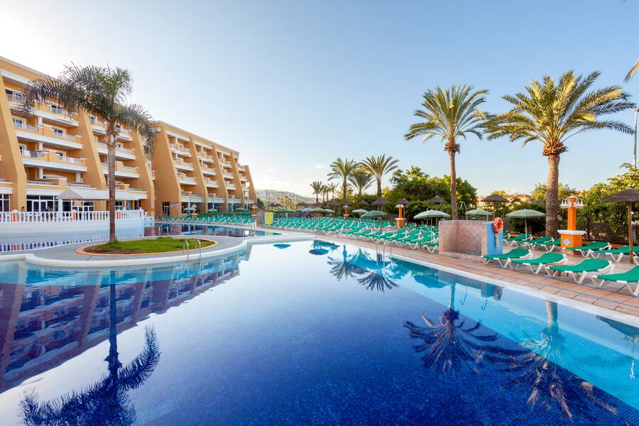 Hotel Chatur Playa Real Resort - Costa Adeje, Tenerife | On the Beach