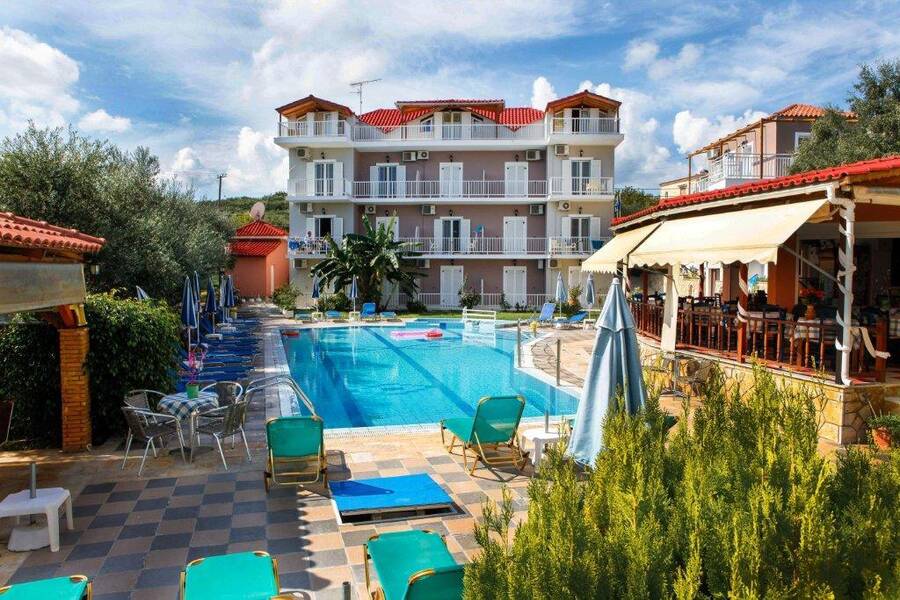 Amoudi Studios And Apartments - Amoudi, Zante | On The Beach