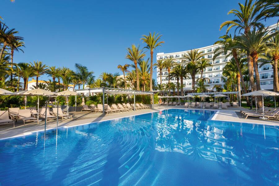 Riu Palace Palmeras - Playa Del Ingles, Gran Canaria | On the Beach