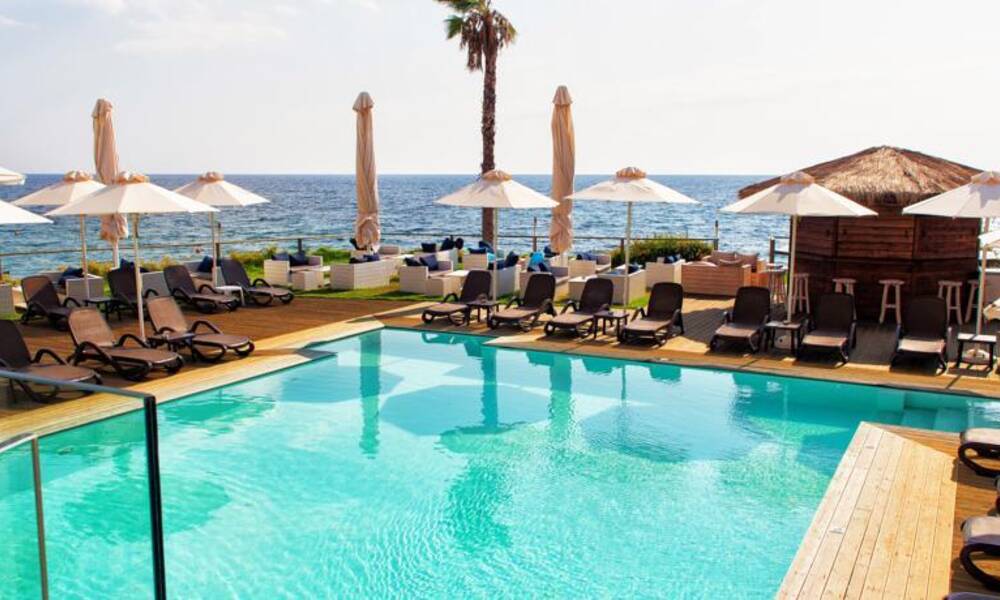 Alas Resort & Spa - Kalamata, Peloponnese | On the Beach