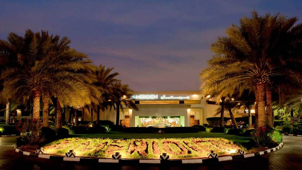 dubai cheap package Dubai  On  the Deira, Meridien Dubai  Le Beach