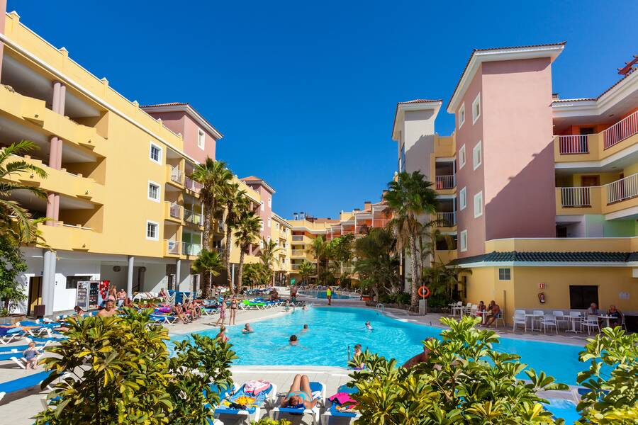 Costa Caleta - Caleta De Fuste, Fuerteventura | On the Beach