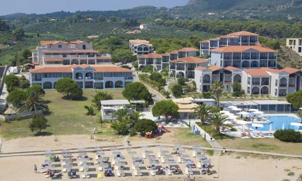 the bay hotel vassilikos