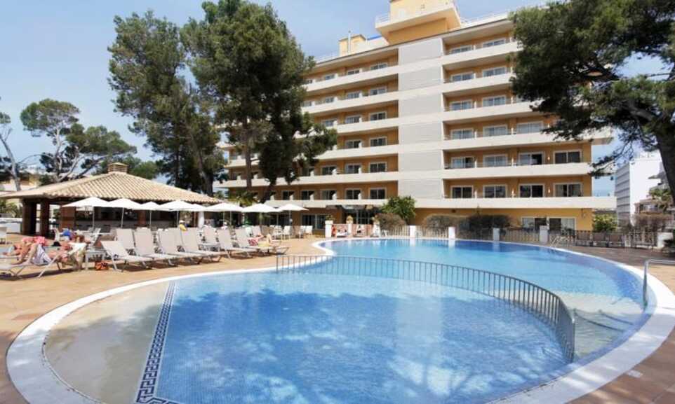 Grupotel Montecarlo Can Picafort Majorca On The Beach - 