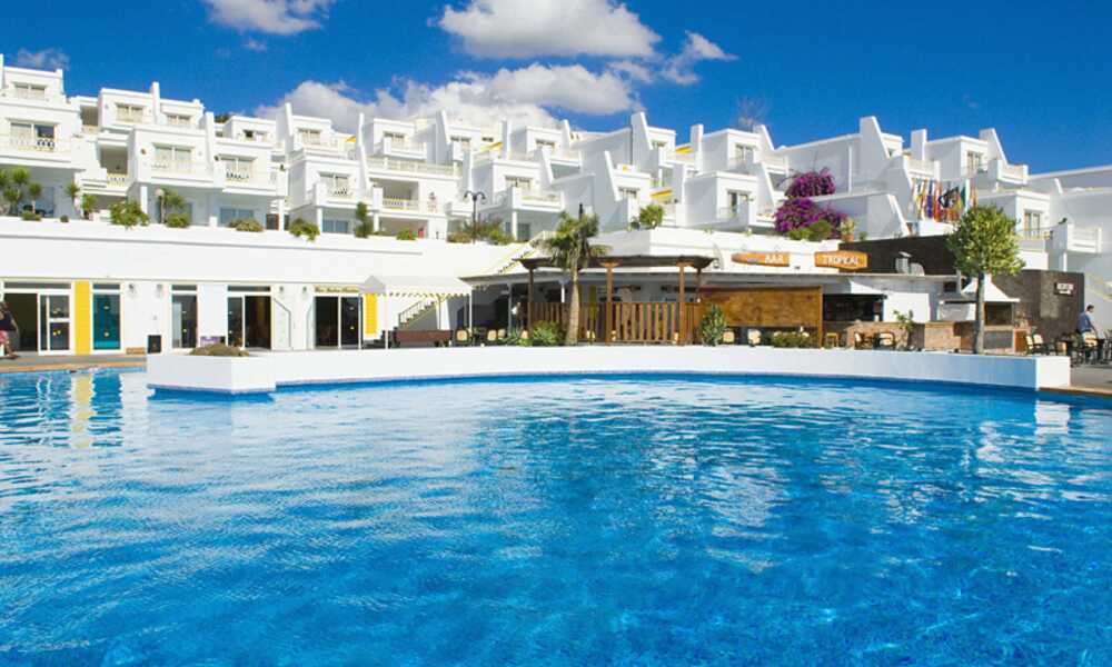 Bellevue Aquarius Puerto Del Carmen Lanzarote On The Beach - 