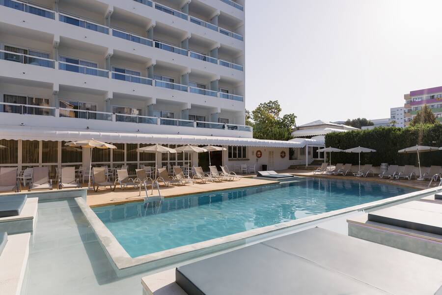 Bellevue Vistanova Palma Nova Majorca On The Beach