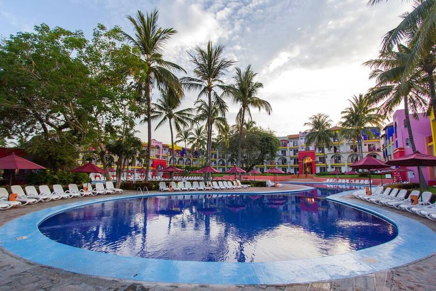 Royal Decameron Complex - Puerto Vallarta, Western Mexico | On the Beach