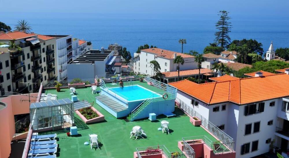 Aparthotel Imperatriz Funchal, Madeira On the Beach