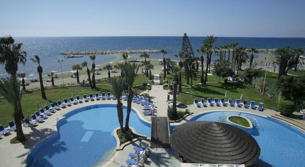 Golden Bay Beach Hotel Larnaca Bay, Larnaca eBeach.dk