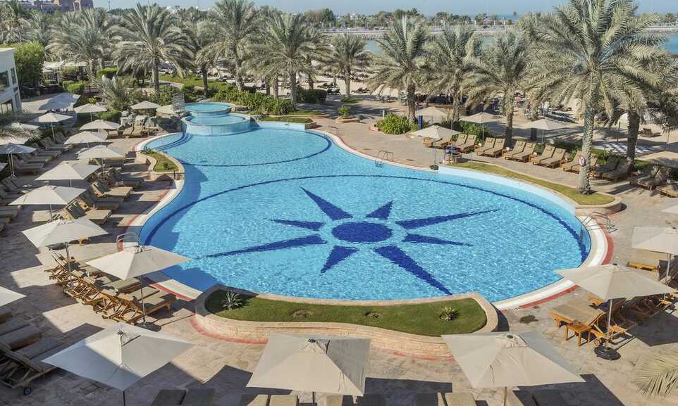 Radisson Blu Hotel Resort Abu Dhabi Corniche Abu Dhabi Abu Dhabi On The Beach
