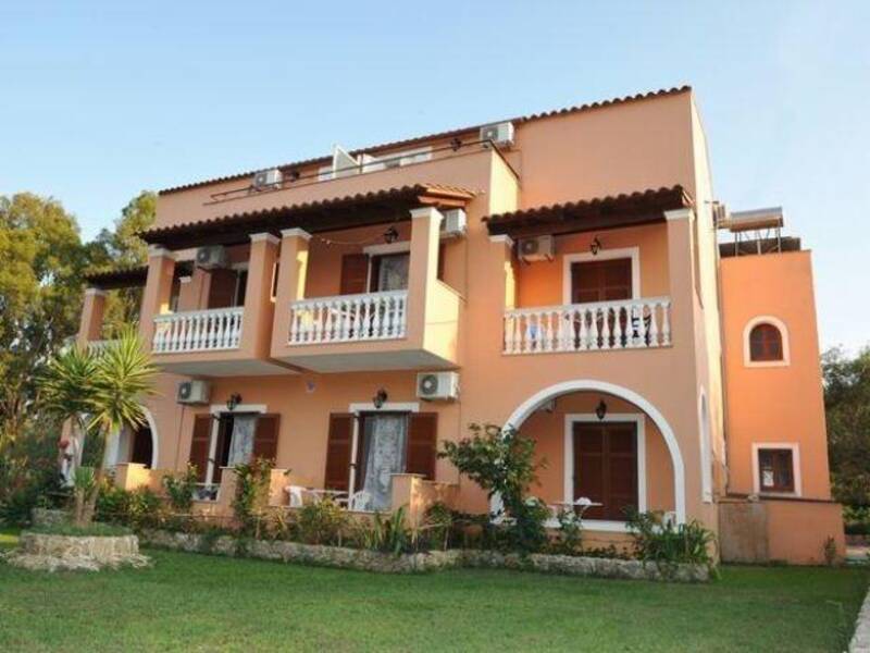 Vasso Apartments Moraitika, Korfu eBeach.se