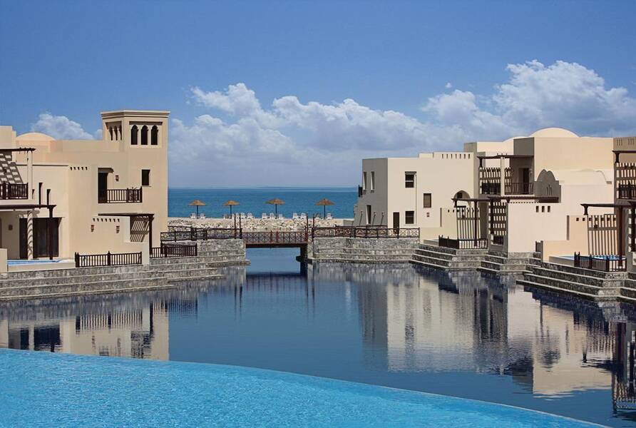 The Cove Rotana Resort Ras Al Khaimah, Ras Al Khaimah eBeach.se