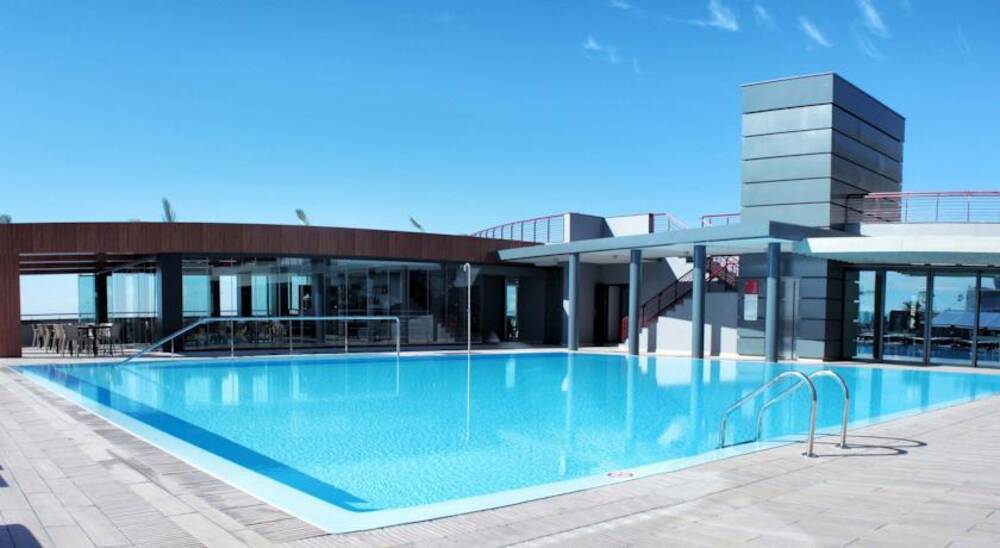 Four Views Monumental Funchal, Madeira On the Beach