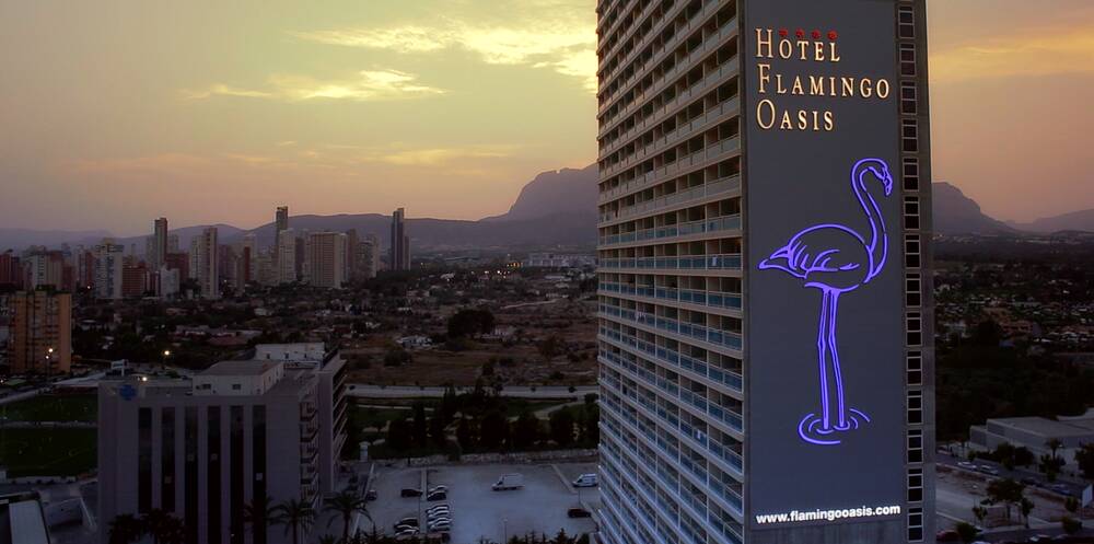 MedPlaya Flamingo Oasis - Benidorm, Costa Blanca | On the Beach