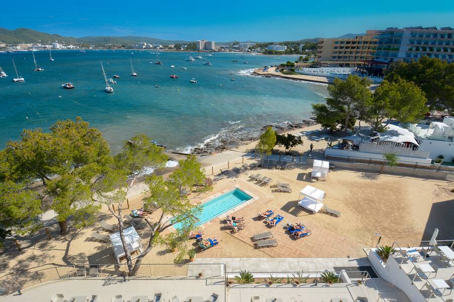 els-pins-resort-and-spa-san-antonio-bay-ibiza-on-the-beach