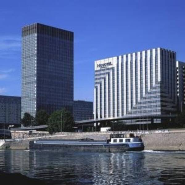 Novotel Paris La Defense Paris, Paris