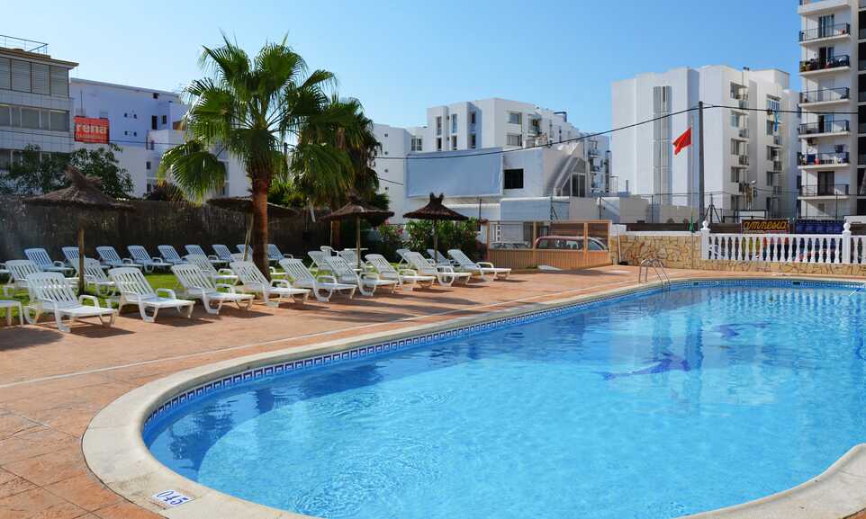 Central City Apartments Adults Only San Antonio Ibiza - 